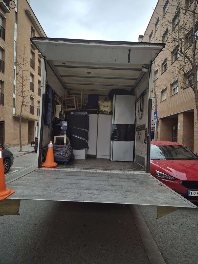 Cami&oacute;n con rampa